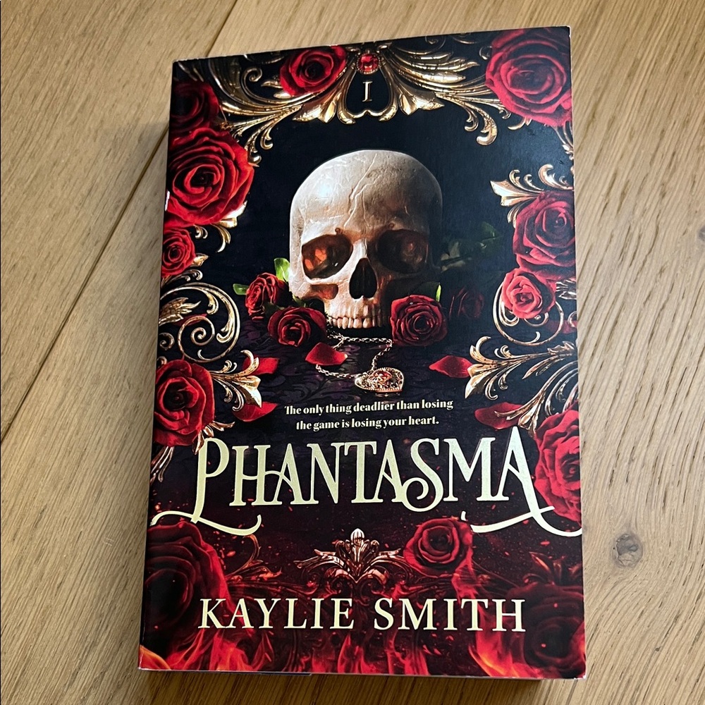 Phantasma by Kaylie Smith - paperback